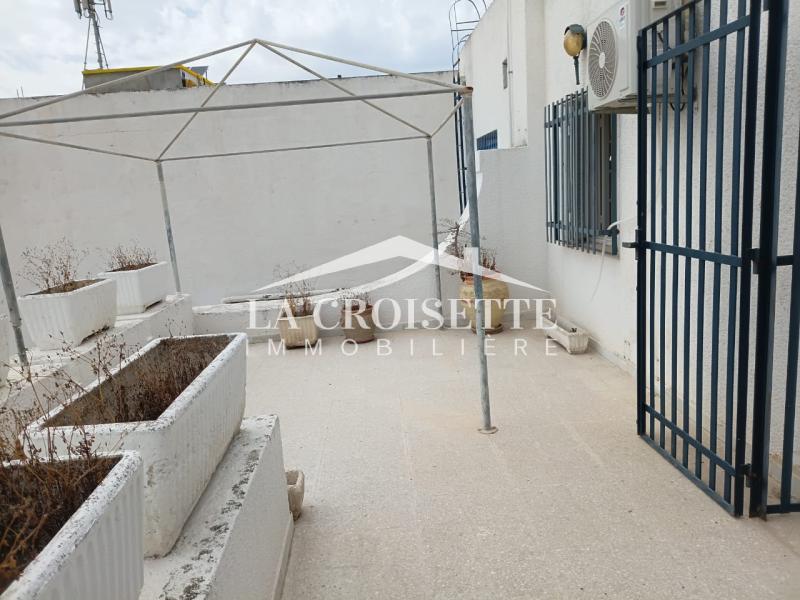 Etage de villa S+2 à La Marsa